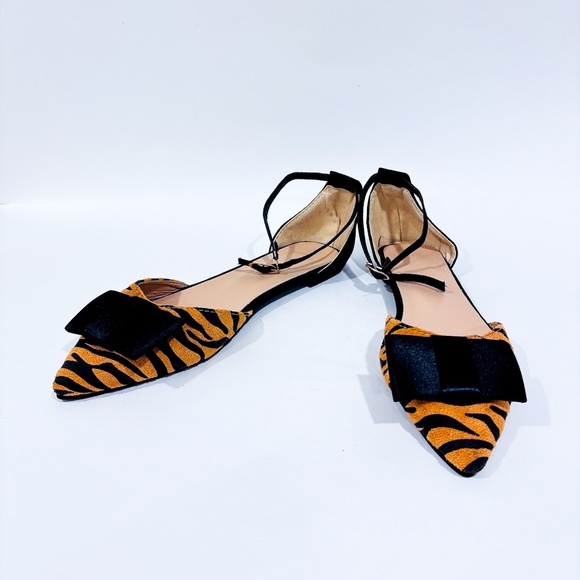 Pointed-toe tiger print flats with black satin bow | Size 40 * - Picture 2 of 7